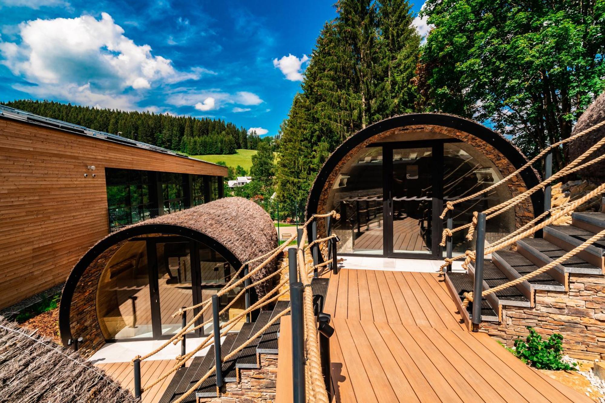 Horsky Hotel Kycerka Velké Karlovice Exteriér fotografie